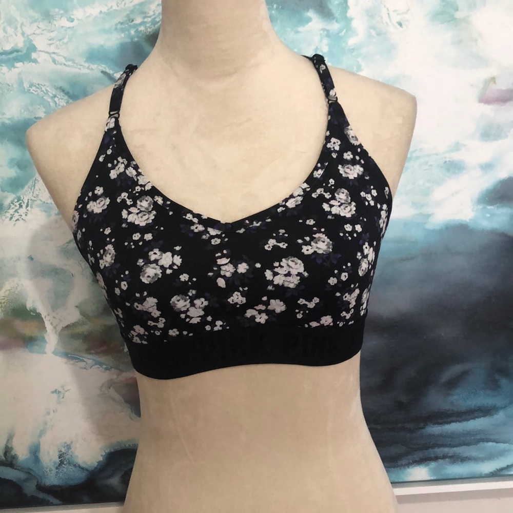 Pink floral top‎
